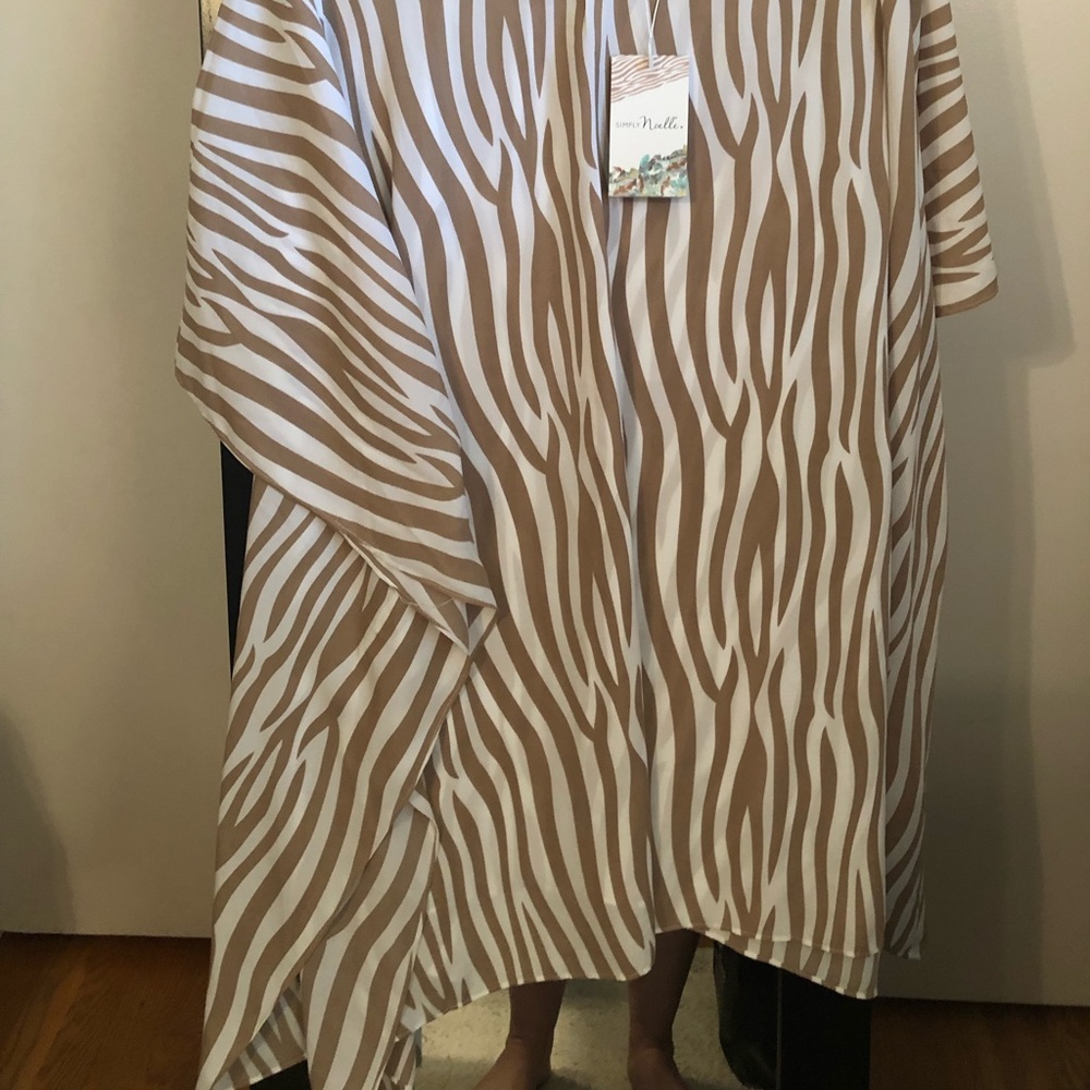 Tunic animal print Simply Noelle NWT